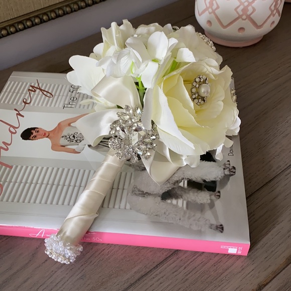 Communion bouquet - embellished - Picture 2 of 3